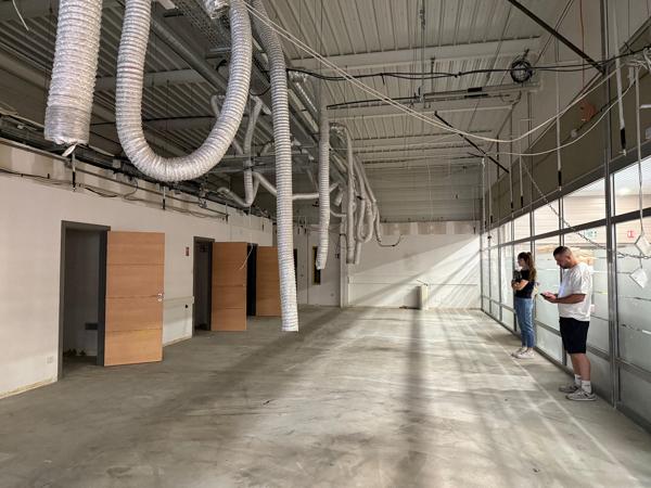 Emplacement n°1 galerie Leclerc Masevaux : local de 170 m² avec très belle visibilité, pour toute activité
