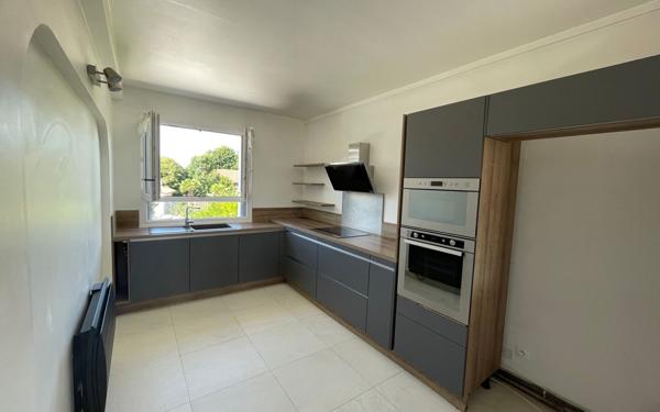 Appartement à vendre    4 pièces • 81,08 m2 Sainte-Geneviève-des-Bois