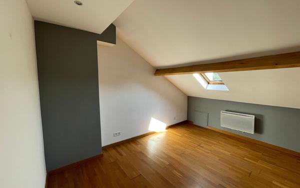 Appartement à vendre    4 pièces • 81,08 m2 Sainte-Geneviève-des-Bois