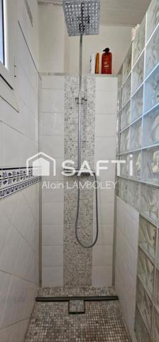 Appartement T4 de 80 m2 à Port-de-Bouc,résidence les Tamaris.