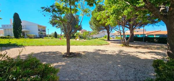 Appartement T4 de 80 m2 à Port-de-Bouc,résidence les Tamaris.