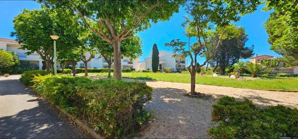 Appartement T4 de 80 m2 à Port-de-Bouc,résidence les Tamaris.