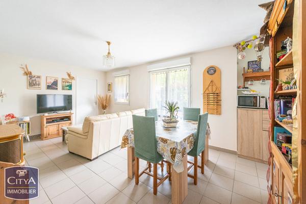 Appartement à vendre 2 pièces 54m² Pecquencourt (59146)