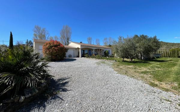 Maison à vendre    4 pièces •  Lagorce