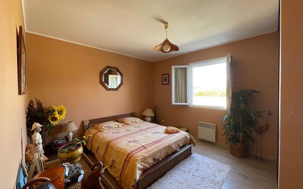 Maison à vendre    4 pièces •  Lagorce