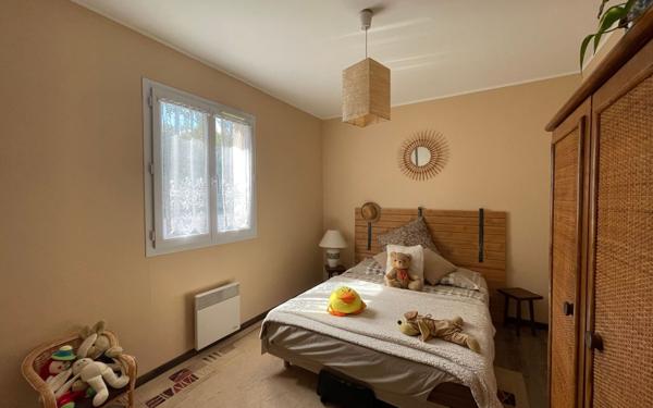 Maison à vendre    4 pièces •  Lagorce