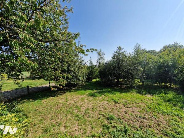 SAINT-CONNEC (22) Maison 3 pièces avec jardin