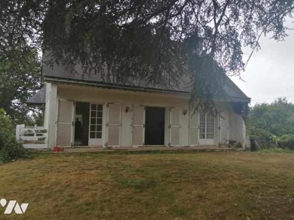 SAINT-CONNEC (22) Maison 3 pièces avec jardin