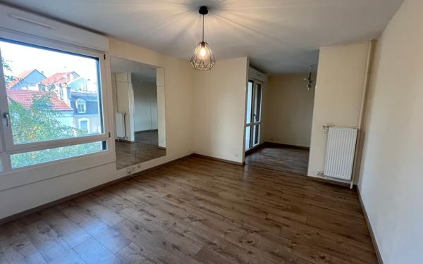 Appartement à louer    3 pièces •  Reims