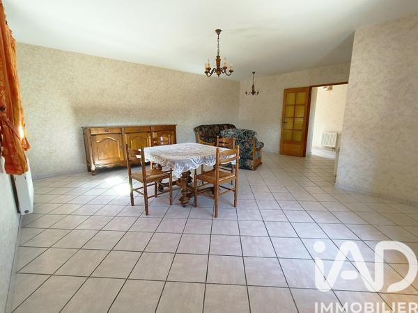Maison à vendre 4 pièces 93 m² Villechenève