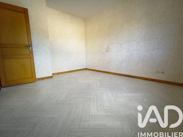 Maison à vendre 4 pièces 93 m² Villechenève