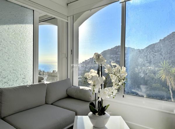 Exclusivité Roses – Magnifique villa vue mer, plage 600m