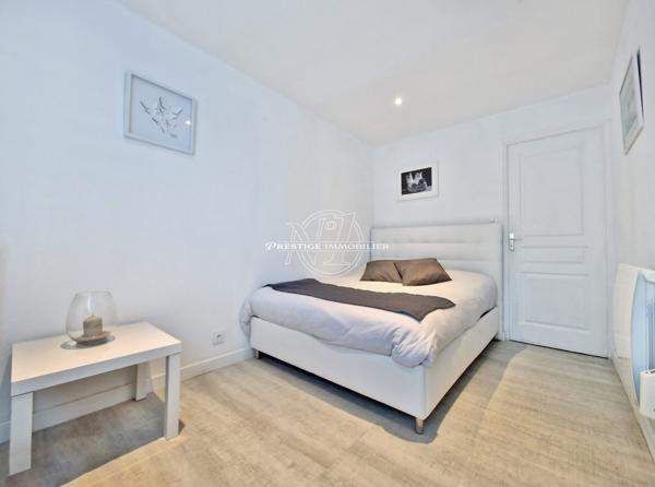 Exclusivité Roses – Magnifique villa vue mer, plage 600m