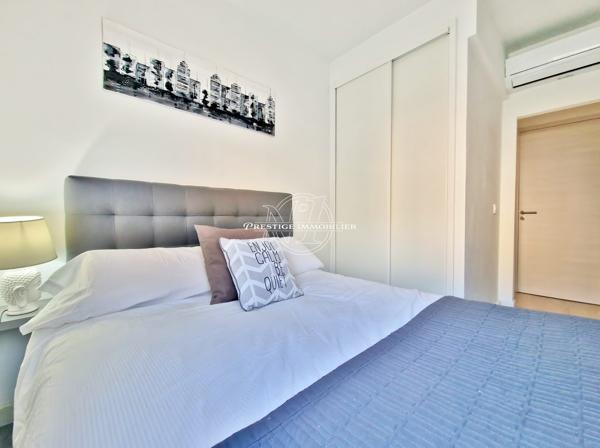 Exclusivité Roses – Magnifique villa vue mer, plage 600m