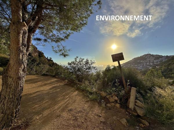 Exclusivité Roses – Magnifique villa vue mer, plage 600m