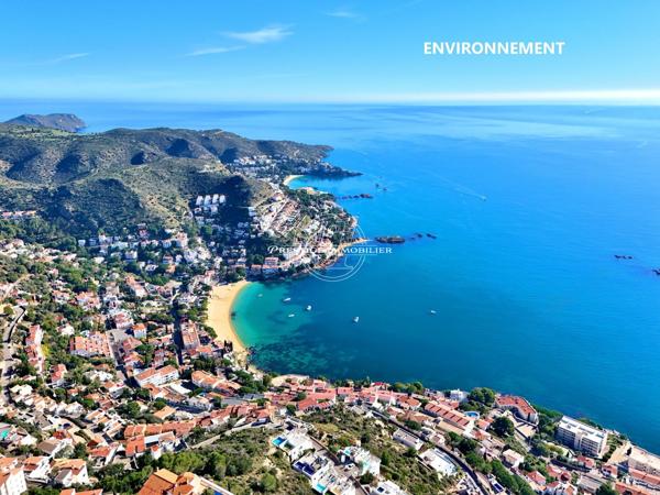 Exclusivité Roses – Magnifique villa vue mer, plage 600m