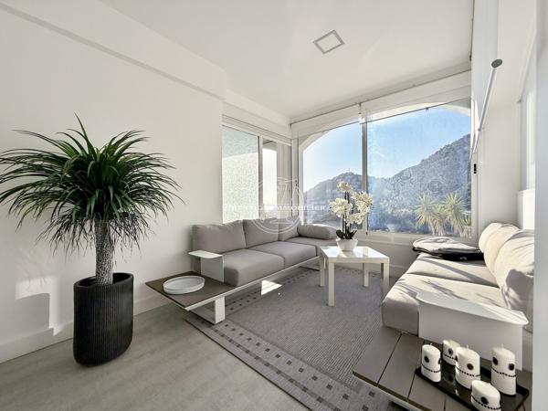 Exclusivité Roses – Magnifique villa vue mer, plage 600m