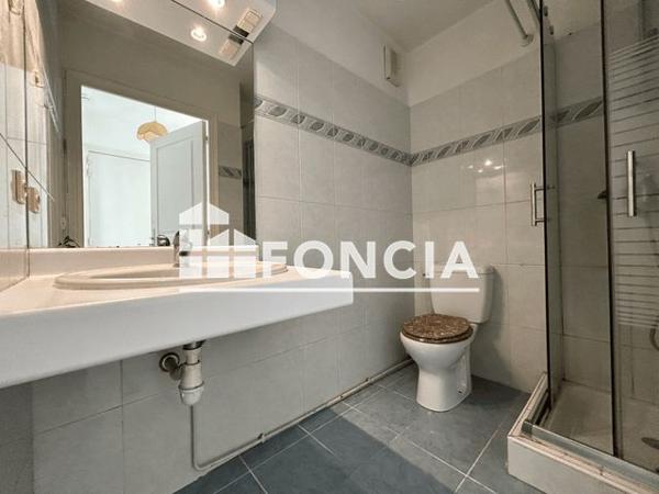 Location Appartement 3 pièces 61 m² - 849 CHEMIN DES COMBES Antibes 06600