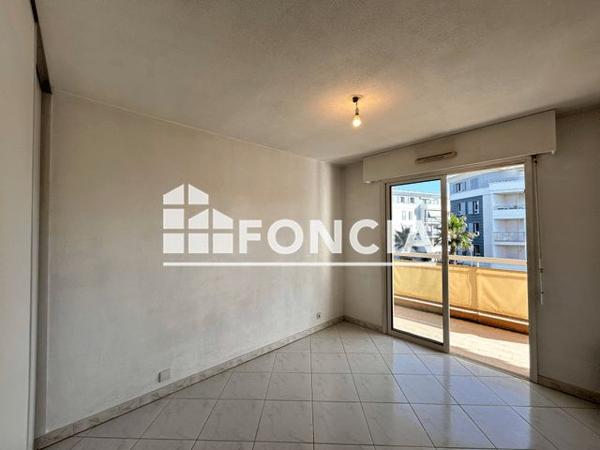 Location Appartement 3 pièces 61 m² - 849 CHEMIN DES COMBES Antibes 06600