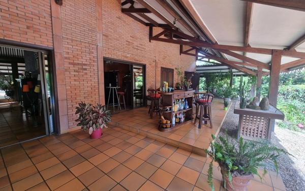 Maison à vendre    6 pièces •  Remire-Montjoly