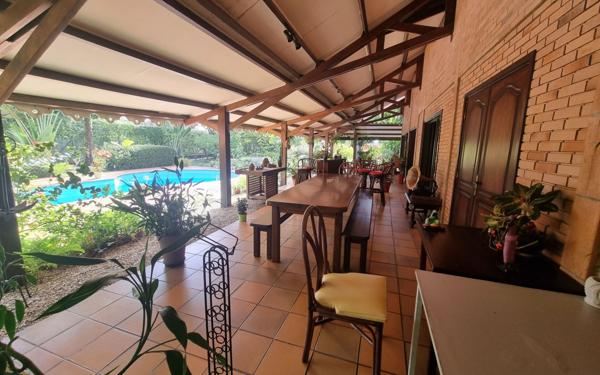 Maison à vendre    6 pièces •  Remire-Montjoly