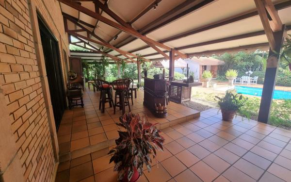 Maison à vendre    6 pièces •  Remire-Montjoly