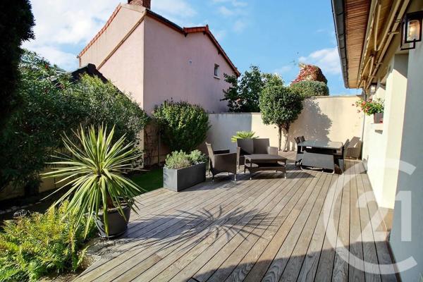 Maison à vendre  4 pièces - 110,20 m 2   JOINVILLE LE PONT  - 94