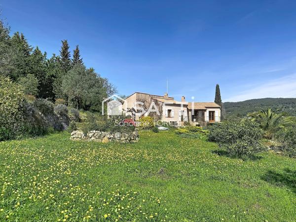 Maison 113m² sur 3180m² avec piscine et dépendance à Draguignan.