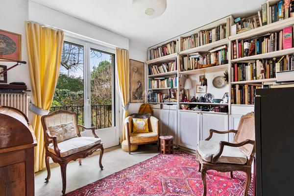 Maison Saint Germain En Laye 8 pièce(s) 197 m2 €997 500 ** - Référence 17234