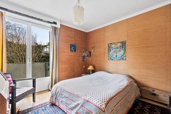 Maison Saint Germain En Laye 8 pièce(s) 197 m2 €997 500 ** - Référence 17234