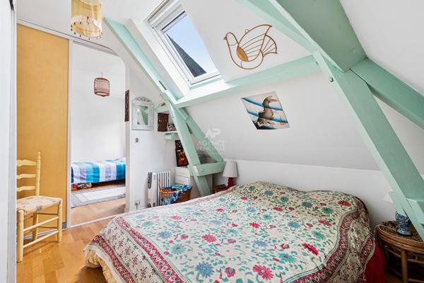 Maison Saint Germain En Laye 8 pièce(s) 197 m2 €997 500 ** - Référence 17234