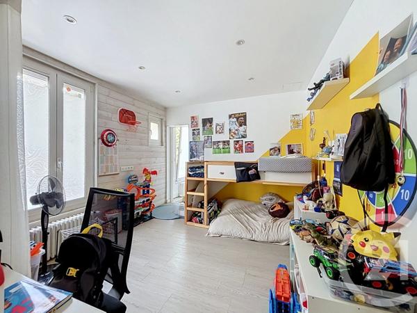 Maison à vendre  3 pièces - 68,74 m 2   CHOISY LE ROI  - 94