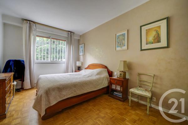 Appartement F4 à vendre  5 pièces - 124 m 2   ST MANDE  - 94