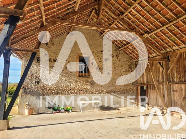 Maison à vendre 8 pièces 317 m² Néris-les-Bains