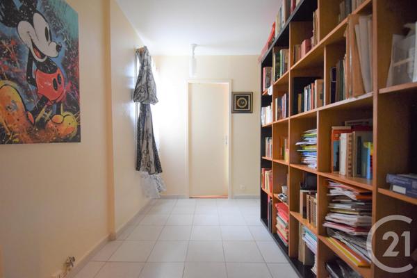 Appartement F3 à vendre  3 pièces - 75,92 m 2   CLICHY SOUS BOIS  - 93
