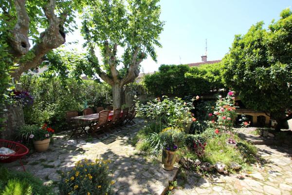 Maison à vendre    6 pièces •  Lunel