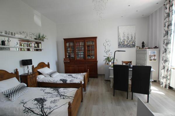 Maison à vendre    6 pièces •  Lunel