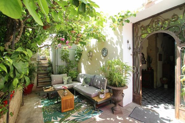 Maison à vendre    6 pièces •  Lunel