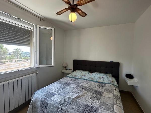 Antibes – 4 pièces lumineux traversant avec parking, cave et accès rapide à la mer : un cadre de vie idéal à deux pas de tout !