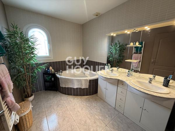 Cabestany Maison F4 en 3 Faces avec garage et jardin