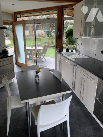 Meudon Bellevue - Maison d'architecte au calme et dans la verdure - 5 chambres - un parking