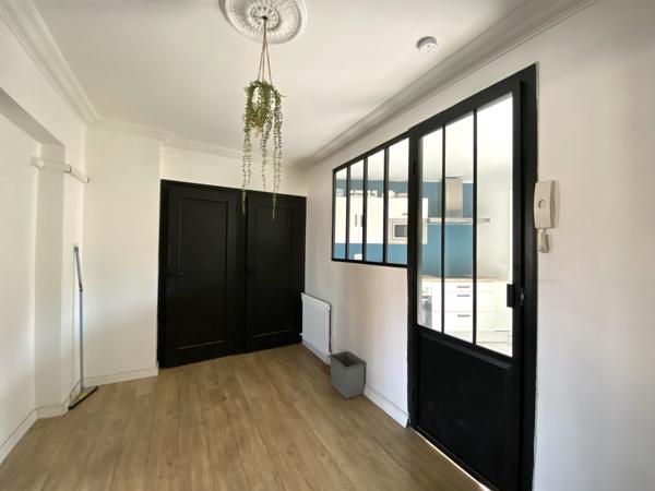 Saint-Étienne (42100) EXCLUSIVITE/ INVESSTISSEMENT LOCATIF T5 DE 122M² ENTIEREMENT RENOVE - SECTEUR CENTRE DEUX