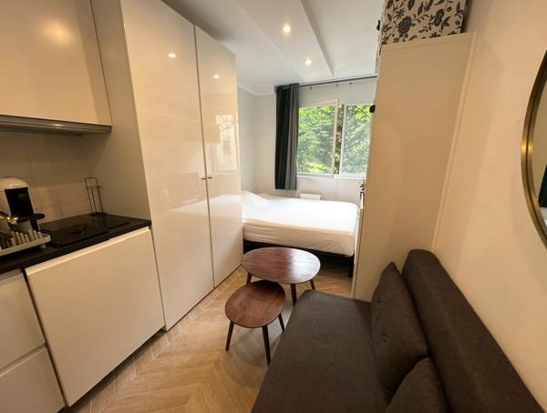 Appartement
         1 pièce
        - 14 m² 190 000 € *