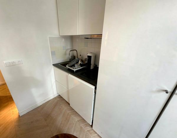 Appartement
         1 pièce
        - 14 m² 190 000 € *