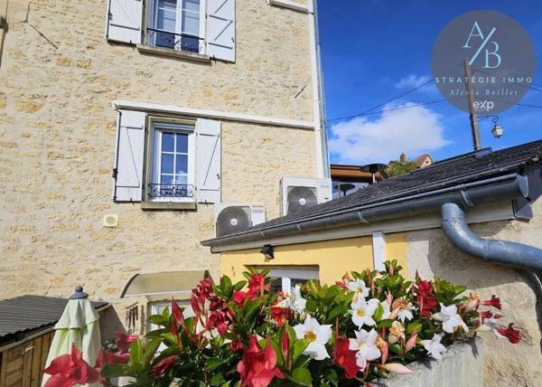 Incroyable maison de ville avec son gîte en activité !