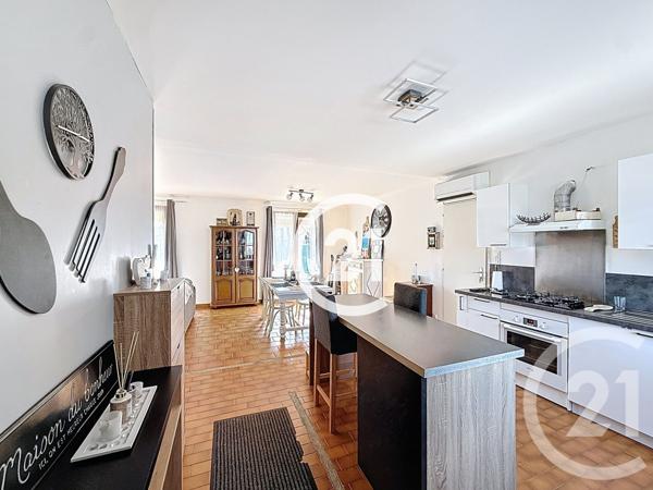 Maison à vendre  4 pièces - 73 m2 CHATEAUBERNARD - 16