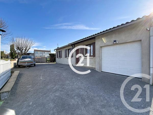 Maison à vendre  4 pièces - 73 m2 CHATEAUBERNARD - 16