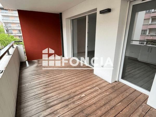 Location Studio 30.83 m² - 6 & 8 AVENUE DE LA VERSOIE Thonon Les Bains 74200