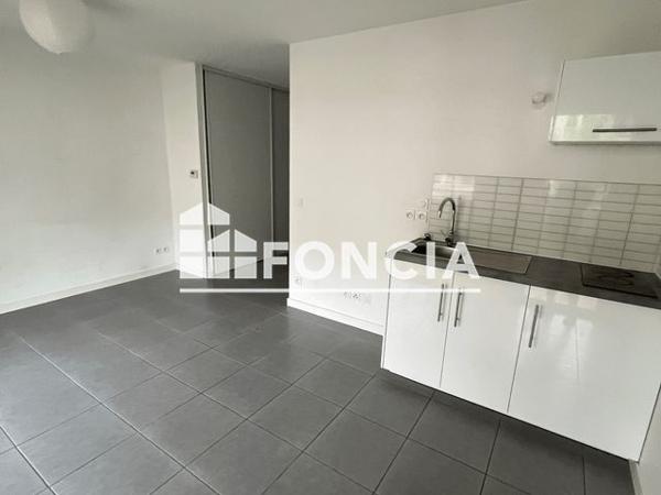 Location Studio 30.83 m² - 6 & 8 AVENUE DE LA VERSOIE Thonon Les Bains 74200