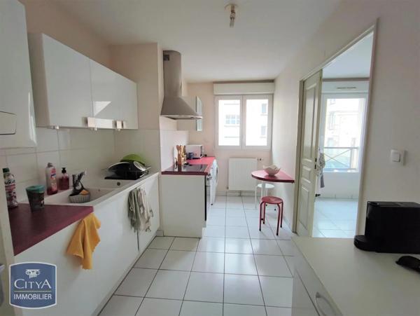 Appartement à louer 2 pièces 49.13m² Limoges (87000)